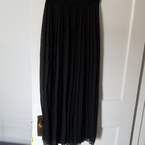Black pleated maxi skirt